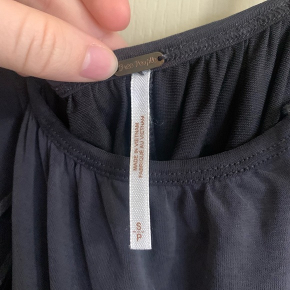 Super soft and cute grey free people tank - Picture 3 of 3